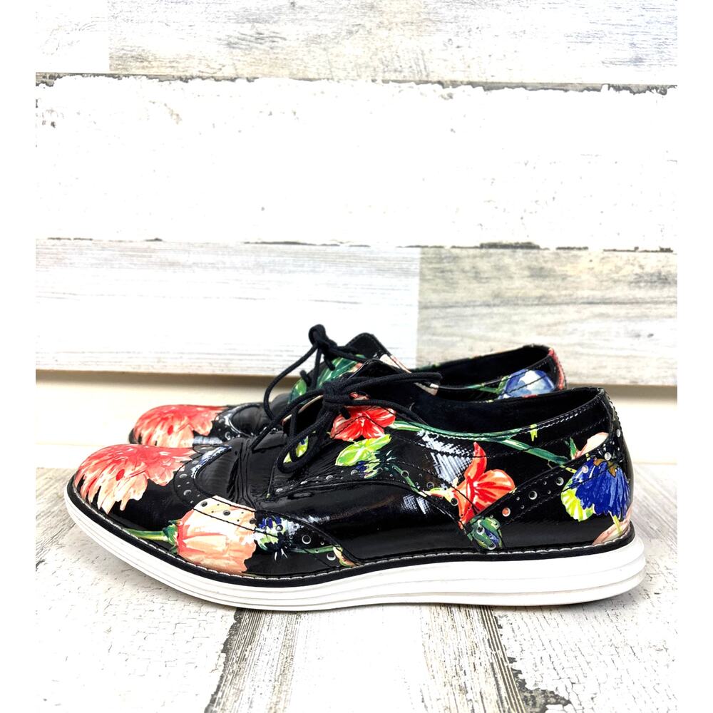 Cole Haan Womens 8 Grand Wingtip Oxford Black Patent Leather Floral Lace Up Shoe